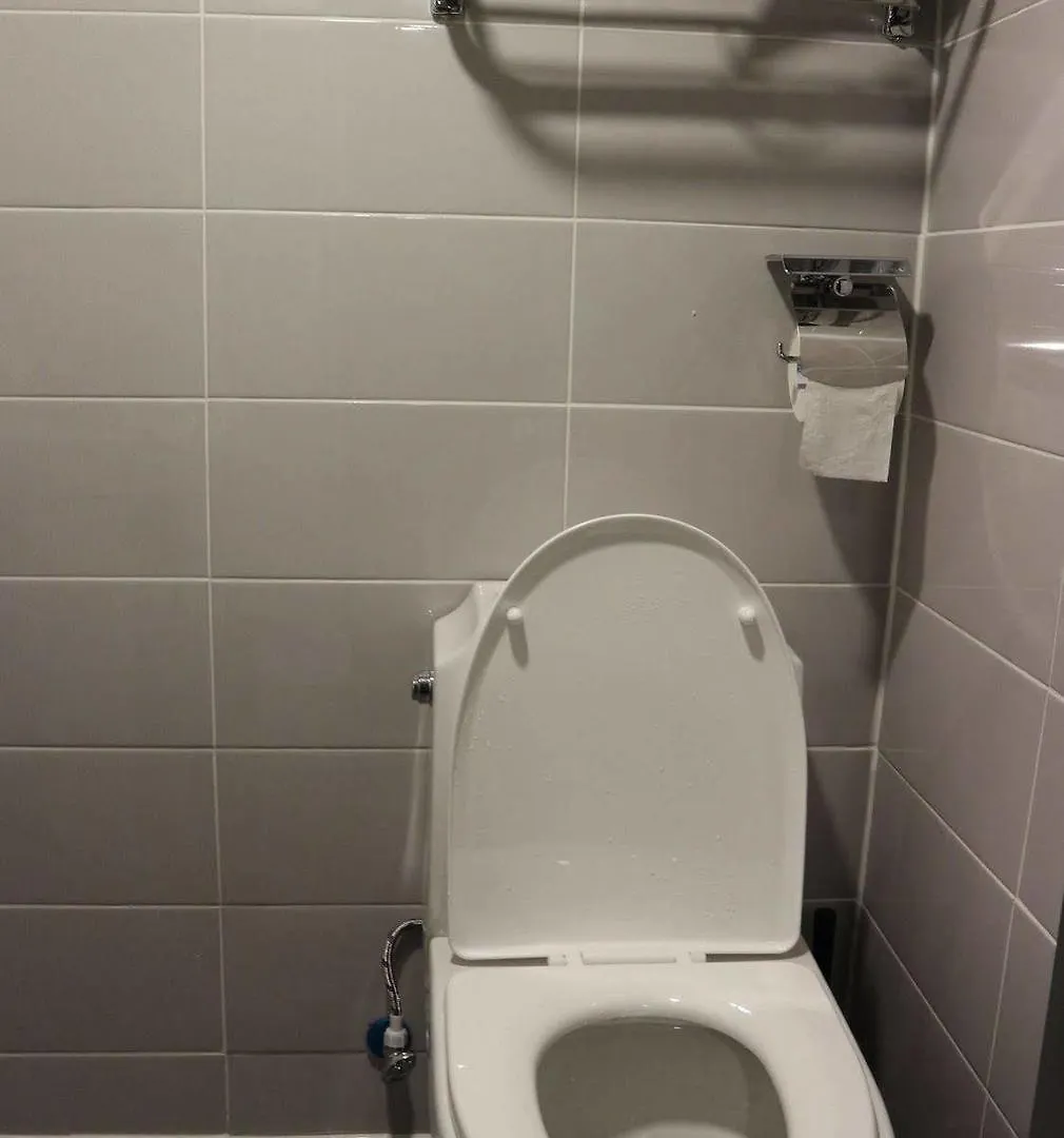 Хостел Zzzip Guesthouse In Hongdae Сеул